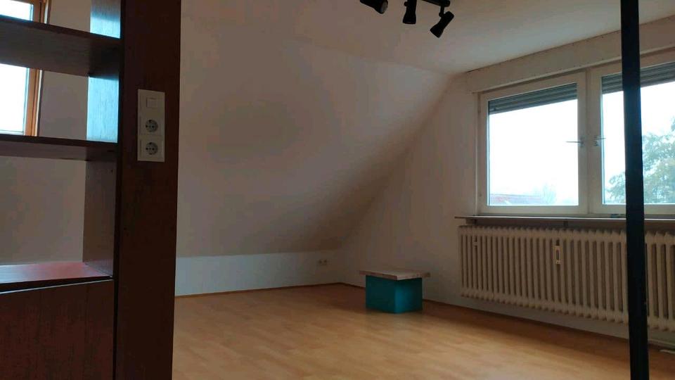 Dachgeschoßwohnung Marburg Biegenviertel - 2 Zimmer, 38 m&sup2;, 530&euro; | Angebot:25051945