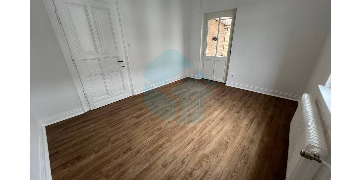 Etagenwohnung Friedberg (Hessen) Friedberg - 5 Zimmer, 170 m&sup2;, 1.250&euro; | Angebot:25734430