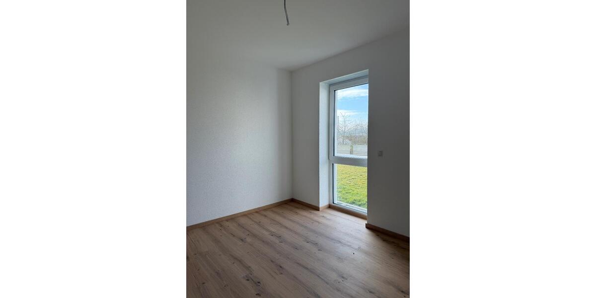 Erdgeschoßwohnung Bad Nauheim - 3 Zimmer, 88 m&sup2;, 1.360&euro; | Angebot:26676032