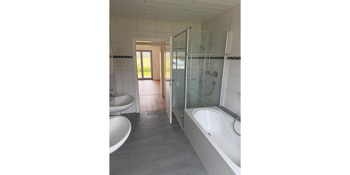 Erdgeschoßwohnung Greifenstein - 2 Zimmer, 90 m&sup2;, 850&euro; | Angebot:26039766