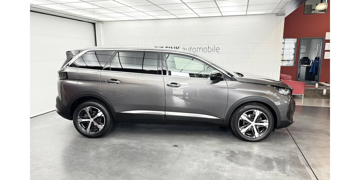 Peugeot 5008 GT 180 Blue HDi EAT8 1.Hand Nachtsicht 31.700 km 33.900 &euro; Lich 35423