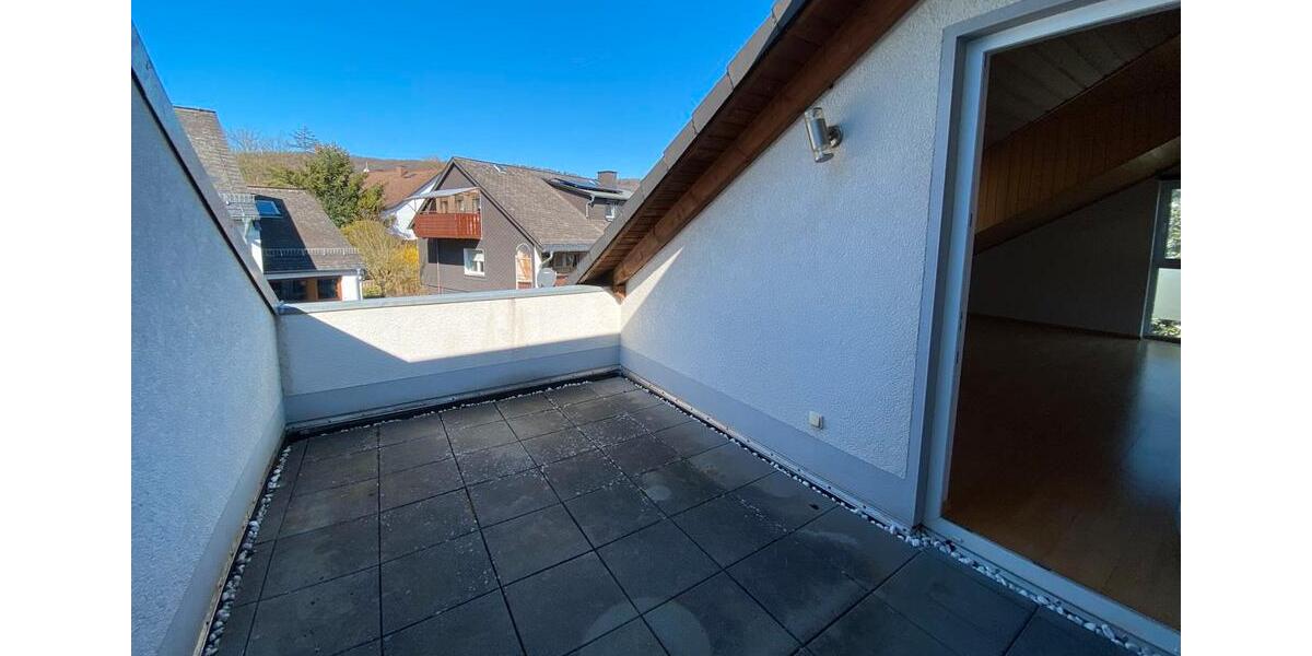 Dachgeschoßwohnung Herborn - 3 Zimmer, 87 m&sup2;, 820&euro; | Angebot:26676766