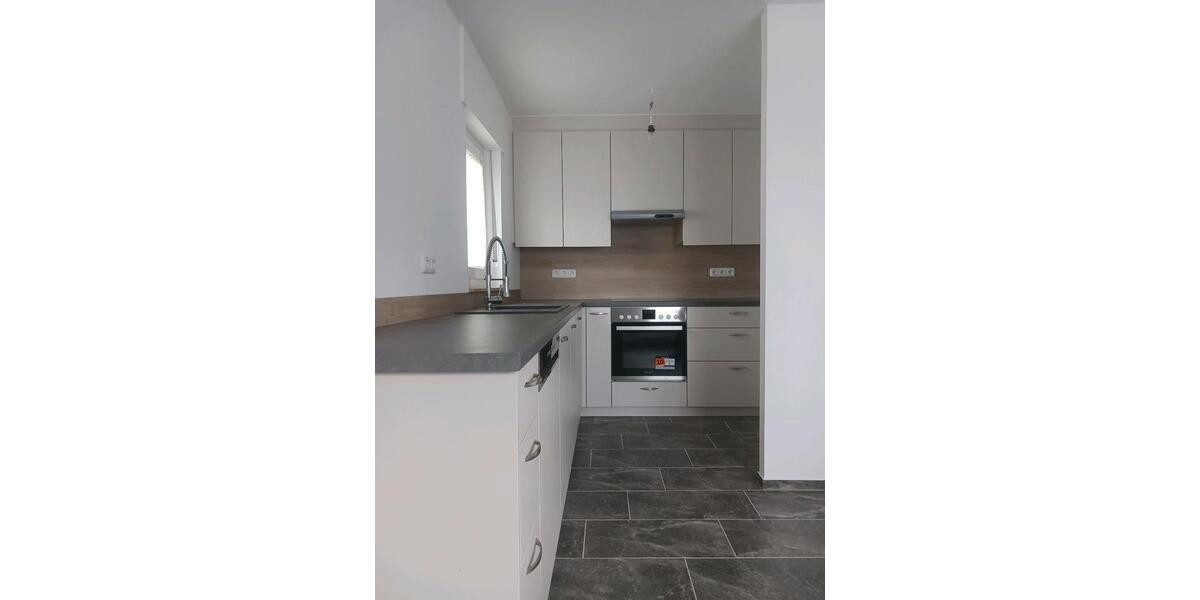 Erdgeschoßwohnung Leun - 2 Zimmer, 92 m&sup2;, 890&euro; | Angebot:24708917