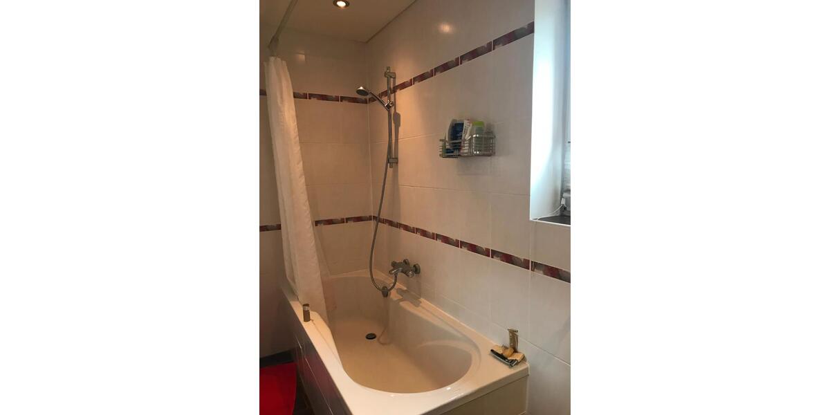 Etagenwohnung Gießen - 4 Zimmer, 74 m&sup2;, 960&euro; | Angebot:26637472