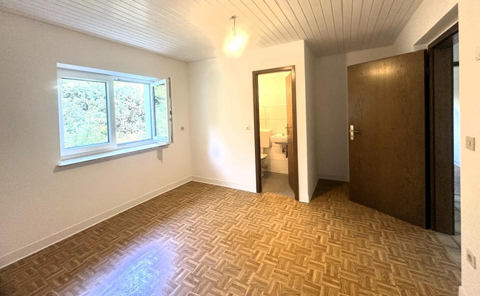 Etagenwohnung Allendorf (Lumda) - 5 Zimmer, 130 m&sup2;, 1.450&euro; | Angebot:25392014