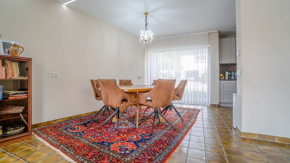 Mehrfamilienhaus mit Weitblick in bester Lage Herborn OT - Mehrfamilienhaus, Wohnhaus Herborn | Angebot:27271502