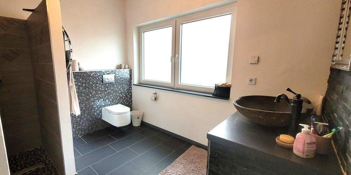 Mehrfamilienhaus, Wohnhaus Gießen / Inselweg Wieseck - 7 Zimmer, 228 m&sup2;, 559.000&euro; | Angebot:25695896