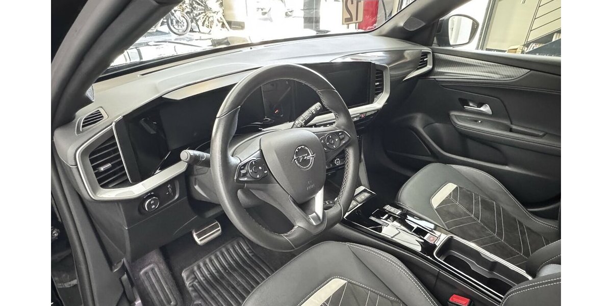 Opel Mokka e 50 kWh Ultimate FULL LED Carplay 16.700 km 20.420 &euro; Lich 35423