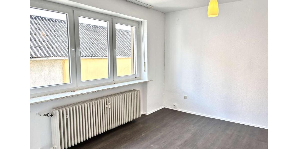 Einfamilienhaus Gießen Wieseck - 9 Zimmer, 192 m&sup2;, 350&euro; | Angebot:26354200