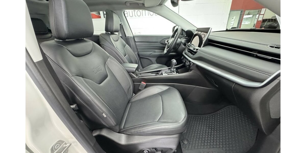 Jeep Compass S Plug-IN Hybrid 4WD 1.Hand Panoramadach 36.500 km 26.790 &euro; Lich 35423