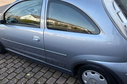Opel Corsa 113.000 km 3.200 &euro; Buseck 35418