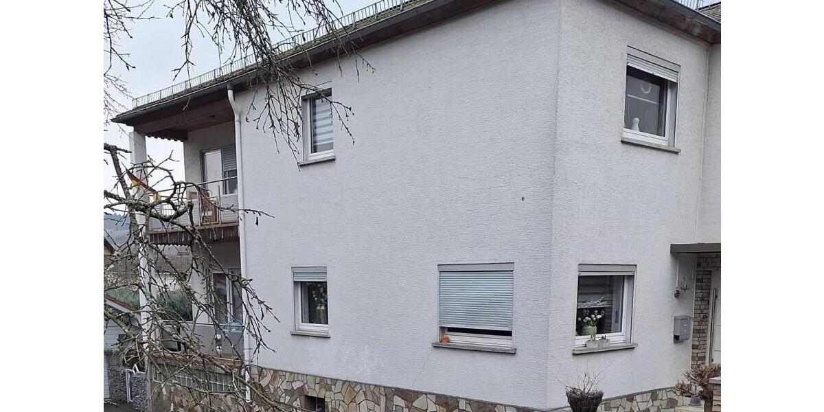 Einfamilienhaus Mittenaar - 6 Zimmer, 150 m&sup2;, 1.300&euro; | Angebot:24813384