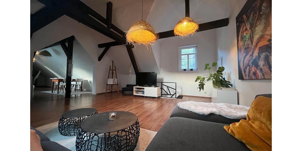 Dachgeschoßwohnung Marburg - 2 Zimmer, 95 m&sup2;, 950&euro; | Angebot:26025968