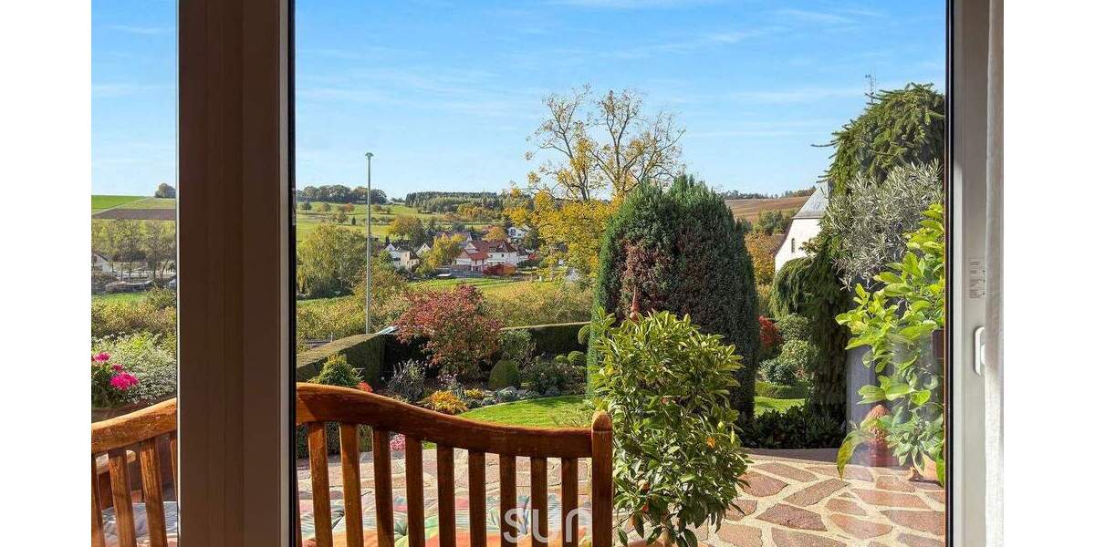 Bungalow Butzbach Münster - 4 Zimmer, 175 m&sup2;, 575.000&euro; | Angebot:25690819