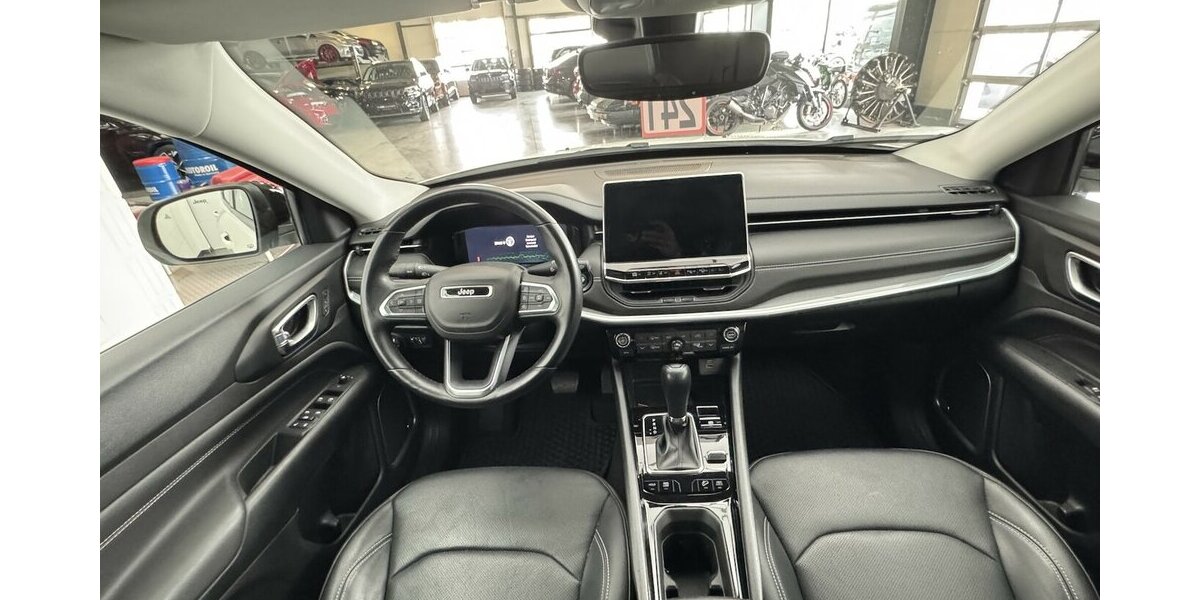 Jeep Compass S Plug-IN Hybrid 4WD 1.Hand Anhängerkplg 43.400 km 26.540 &euro; Lich 35423