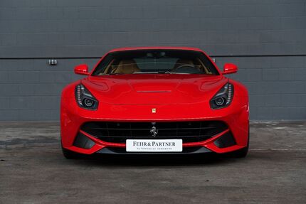 Ferrari F12 30.170 km 327.999 &euro; Butzbach 35510