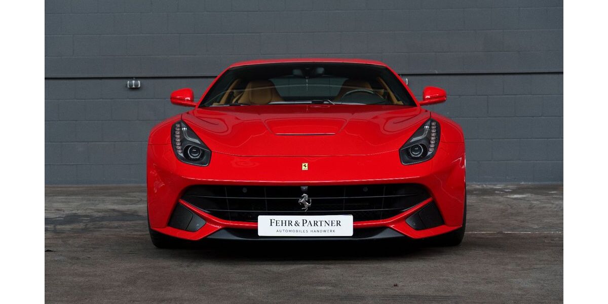Ferrari F12 30.170 km 327.999 &euro; Butzbach 35510