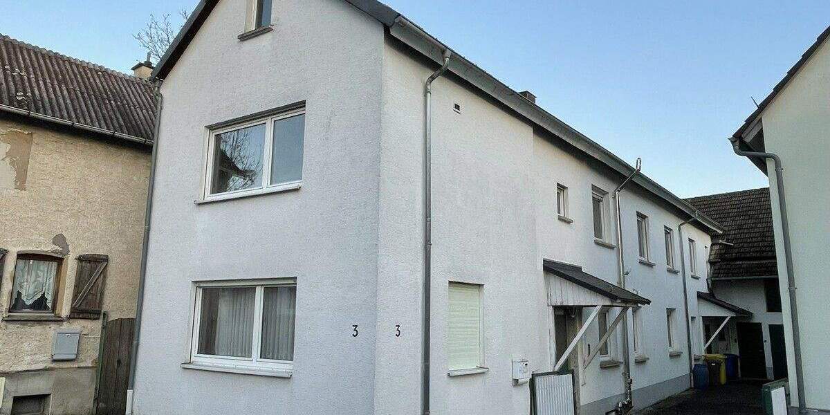 Einfamilienhaus Wetzlar / Dutenhofen Dutenhofen - 6 Zimmer, 120 m&sup2;, 245.000&euro; | Angebot:25777169