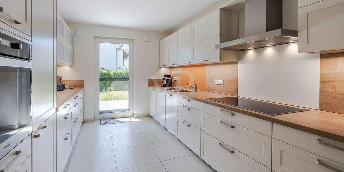 Einfamilienhaus Usingen - 6 Zimmer, 216 m&sup2;, 1.249.000&euro; | Angebot:25695538