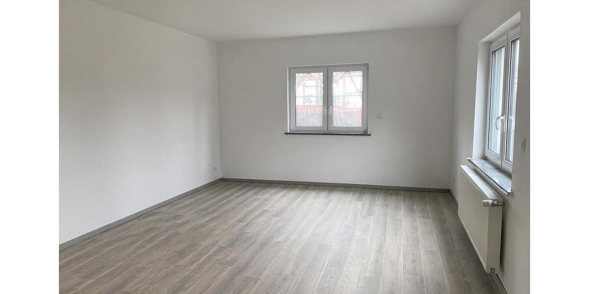 Erdgeschoßwohnung Gießen Allendorf - 3 Zimmer, 91 m&sup2;, 1.300&euro; | Angebot:26475632