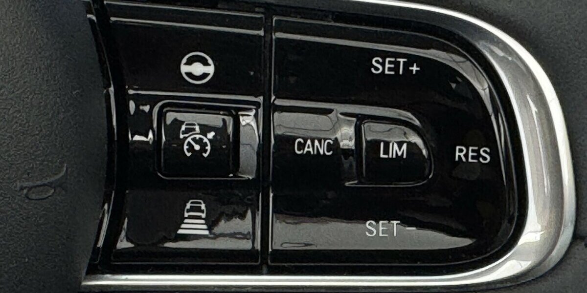 Fiat 500e La Prima by Bocelli 1.Hand Cabrio 42 kWh 12.200 km 22.622 &euro; Lich 35423