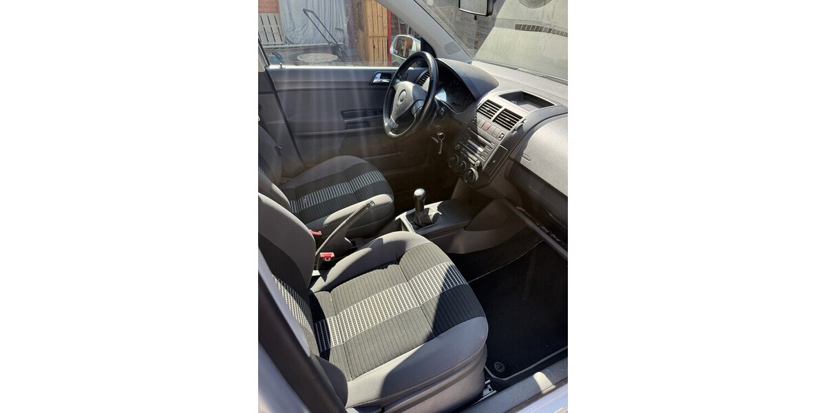 VW Polo 125.254 km 4.900 &euro; Butzbach 35510