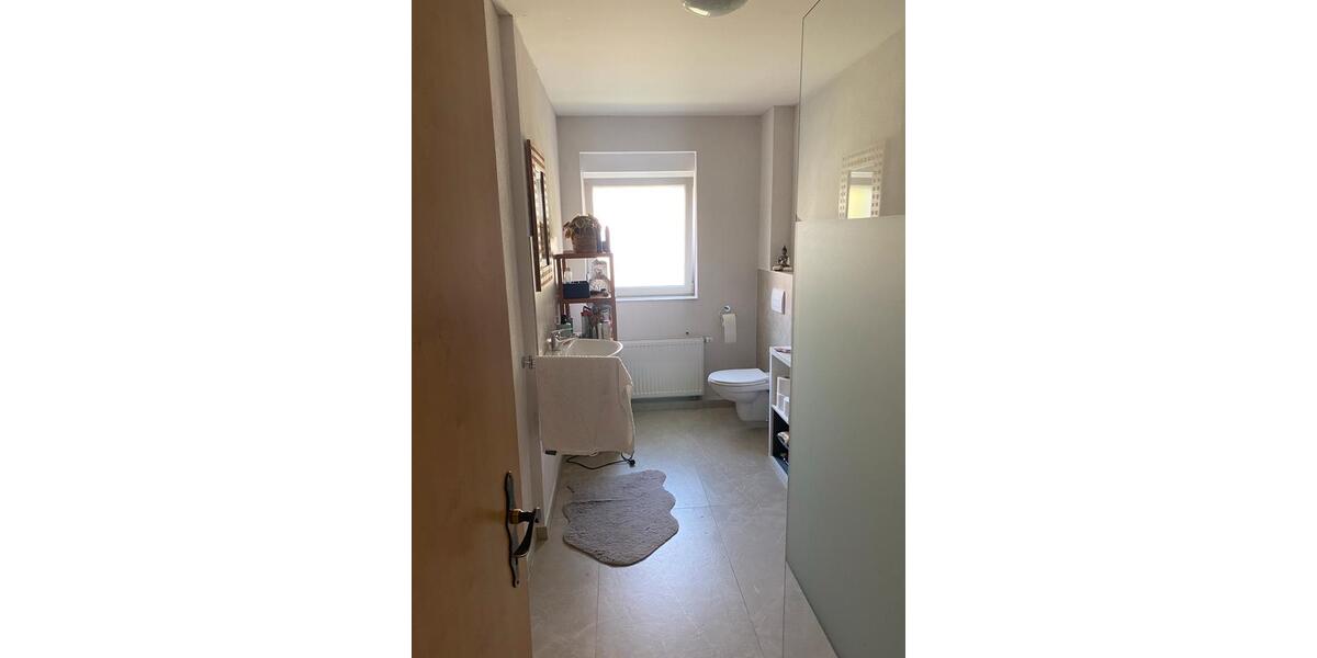 Erdgeschoßwohnung Marburg - 2 Zimmer, 68 m&sup2;, 1.100&euro; | Angebot:26661977
