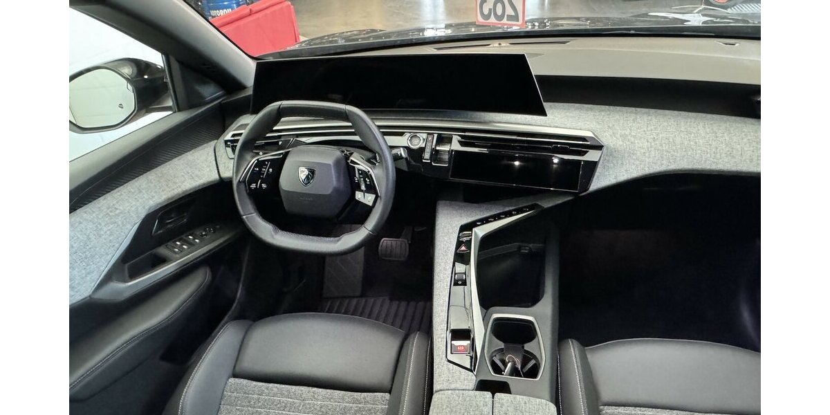 Peugeot 3008 Allure 145 Mild Hybrid Full LED 360° 38.211 km 24.730 &euro; Lich 35423