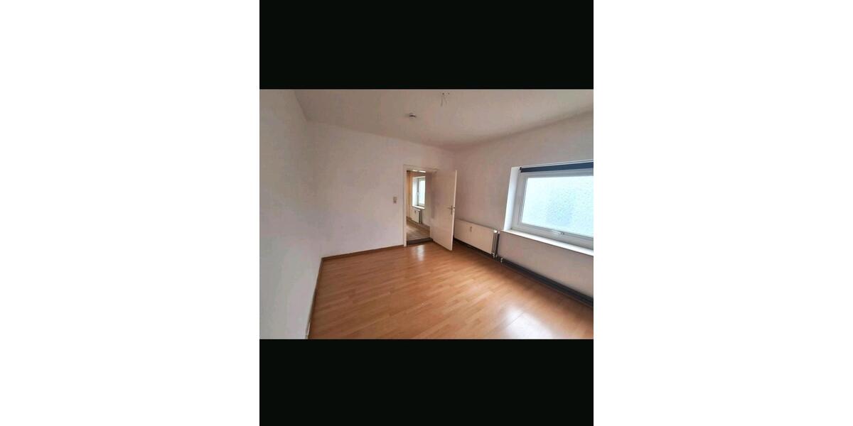 Etagenwohnung Lohra - 5 Zimmer, 102 m&sup2;, 850&euro; | Angebot:26459856