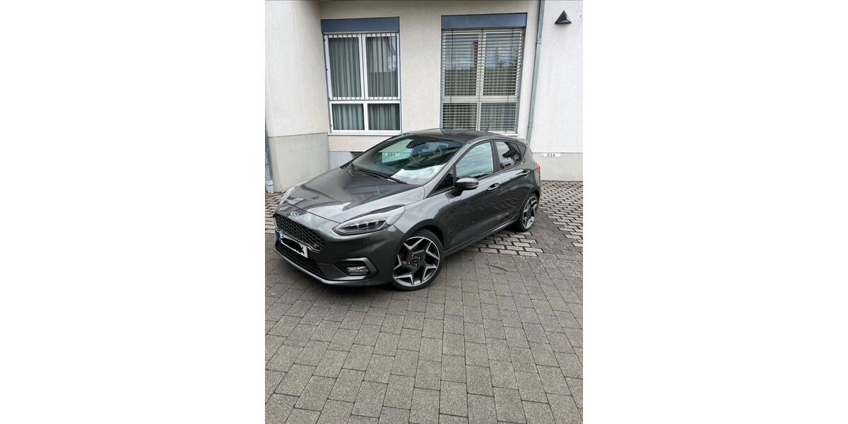 Ford Fiesta 91.570 km 14.100 &euro; Wettenberg 35435