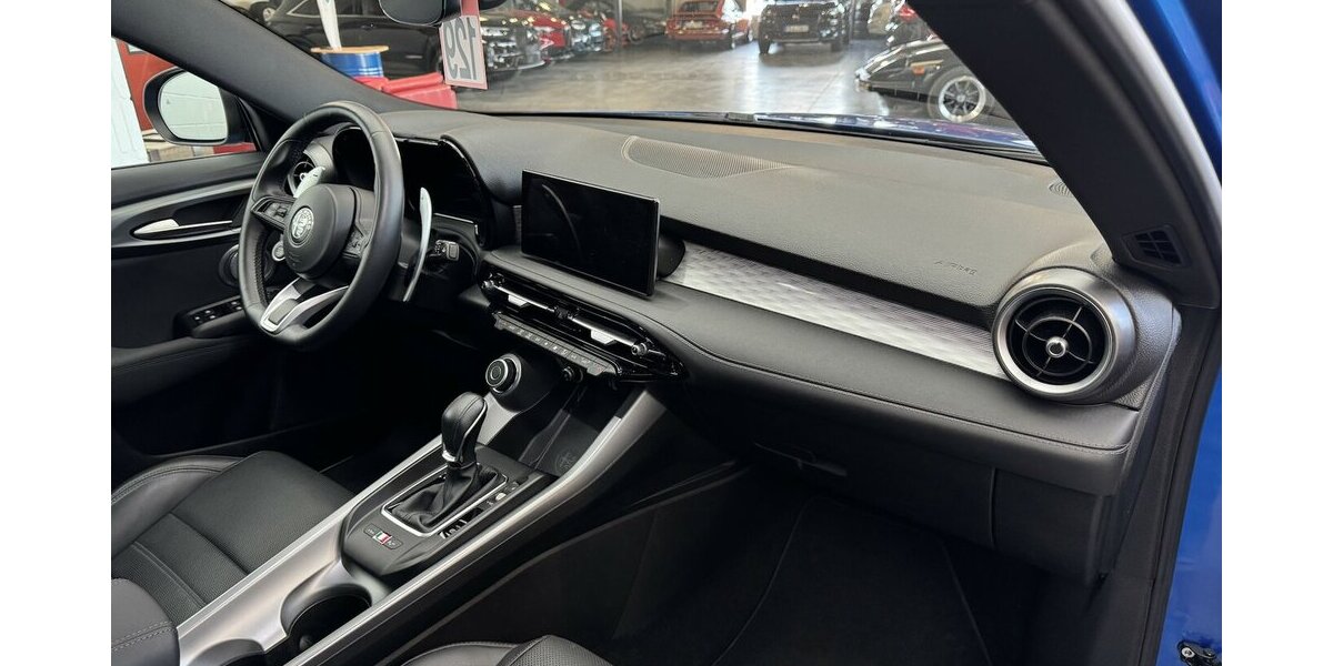 Alfa Romeo Tonale Edizione Speciale Q4 Plug-In-Hybrid AWD 22.700 km 32.690 &euro; Lich 35423