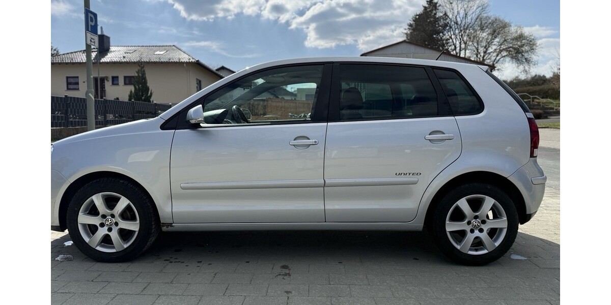 VW Polo 125.254 km 5.499 &euro; Butzbach 35510
