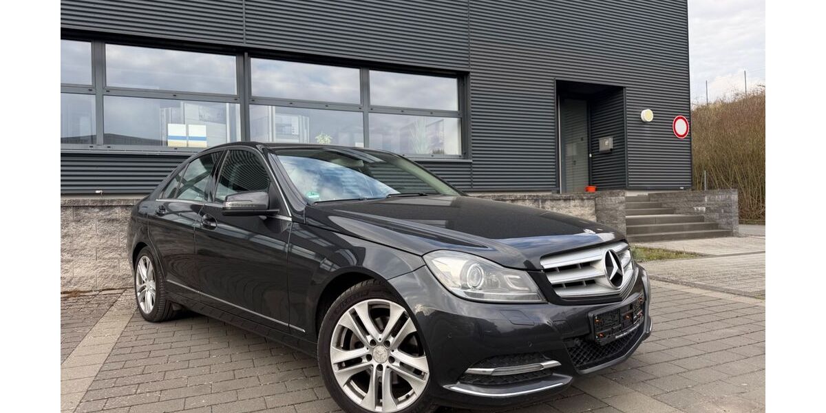 Mercedes-Benz C 220 245.000 km 7.990 &euro; Heuchelheim 35452