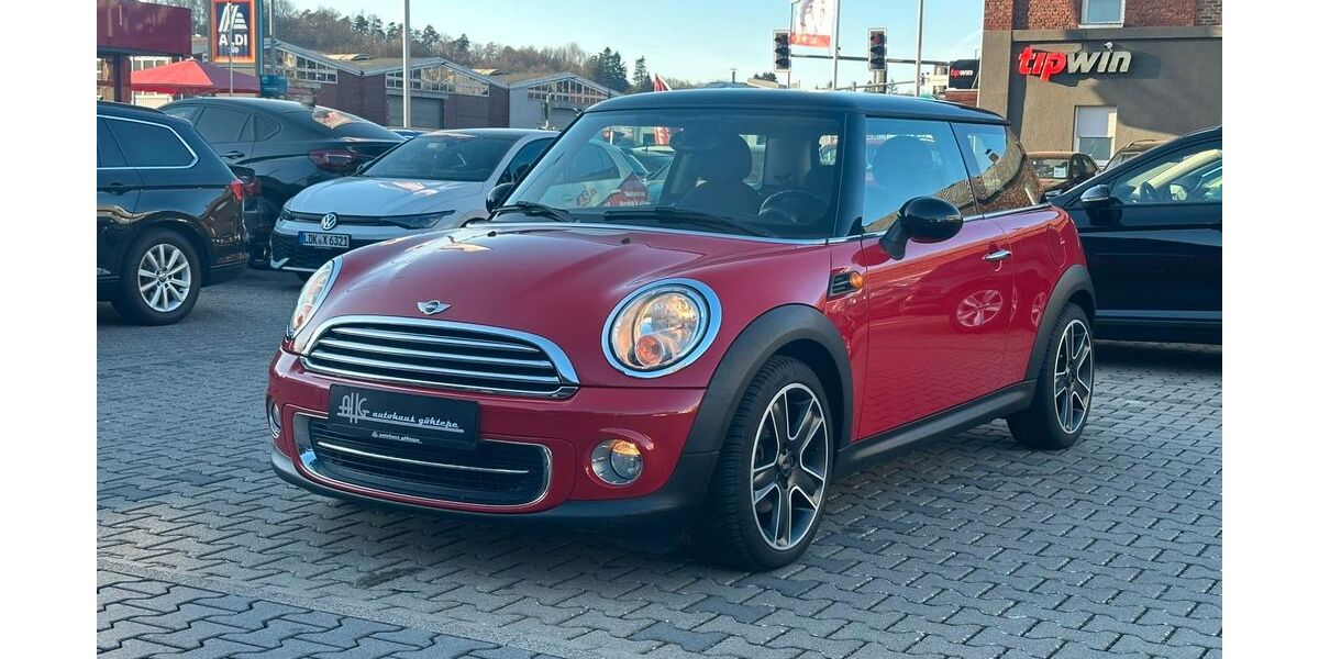 Mini Cooper 98.141 km 7.990 &euro; Sinn 35764
