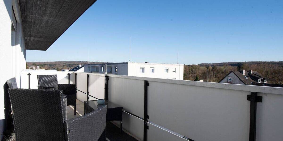 Etagenwohnung Usingen - 3 Zimmer, 95 m&sup2;, 385.000&euro; | Angebot:26017482