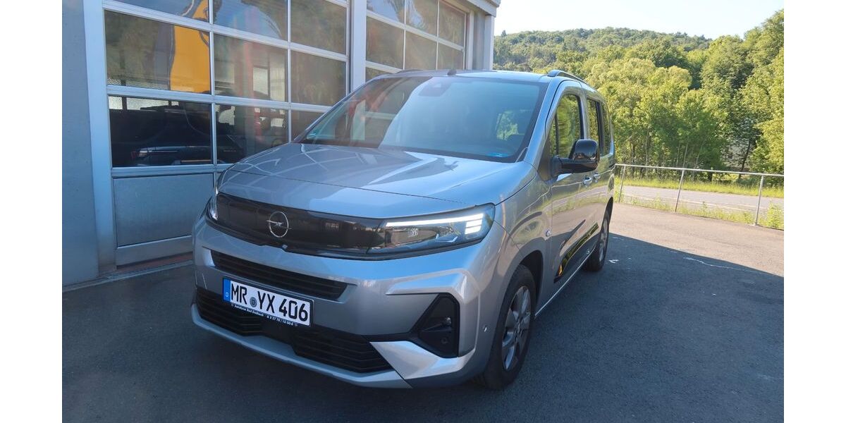 Opel Combo 17.500 km 27.990 &euro; Bad Endbach 35080