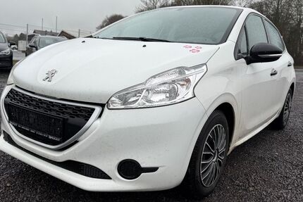 Peugeot 208 207.000 km 3.299 &euro; Laubach 35321