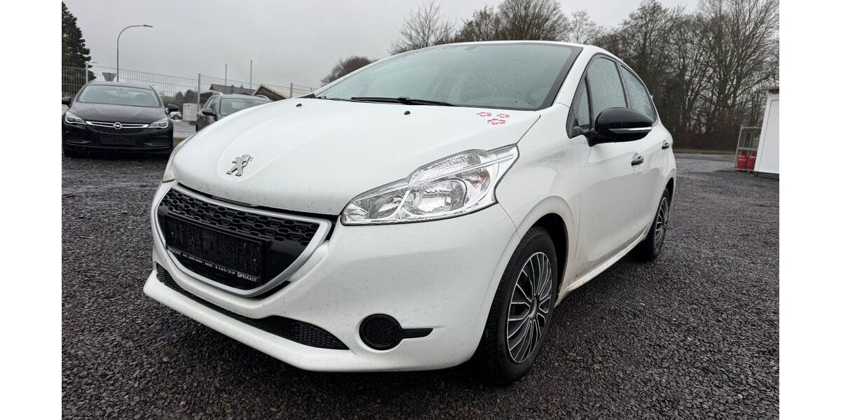 Peugeot 208 207.000 km 3.299 &euro; Laubach 35321