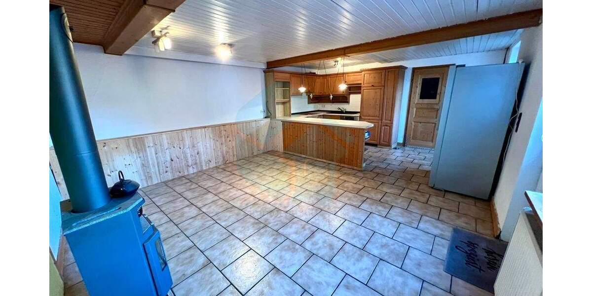 Einfamilienhaus Butzbach / Hoch-Weisel Hoch-Weisel - 5 Zimmer, 129 m&sup2;, 179.000&euro; | Angebot:25734438