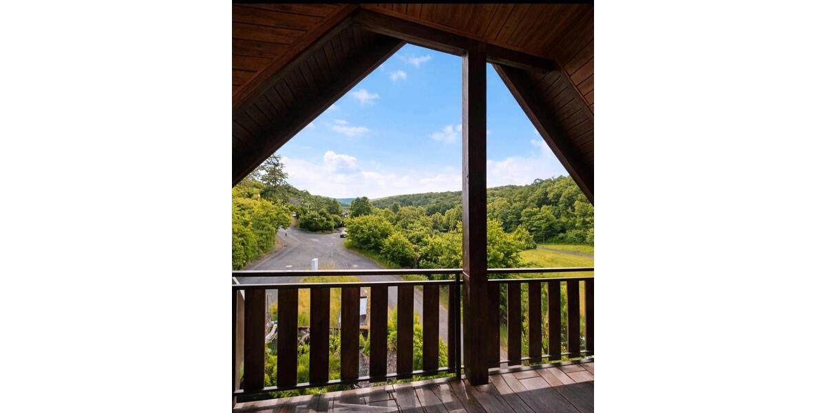 Dachgeschoßwohnung Bad Endbach - 3 Zimmer, 97 m&sup2;, 836&euro; | Angebot:25634108