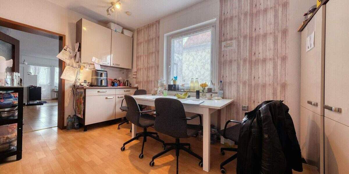 Mehrfamilienhaus, Wohnhaus Wetzlar / Münchholzhausen Münchholzhausen - 8 Zimmer, 229 m&sup2;, 449.000&euro; | Angebot:25916090