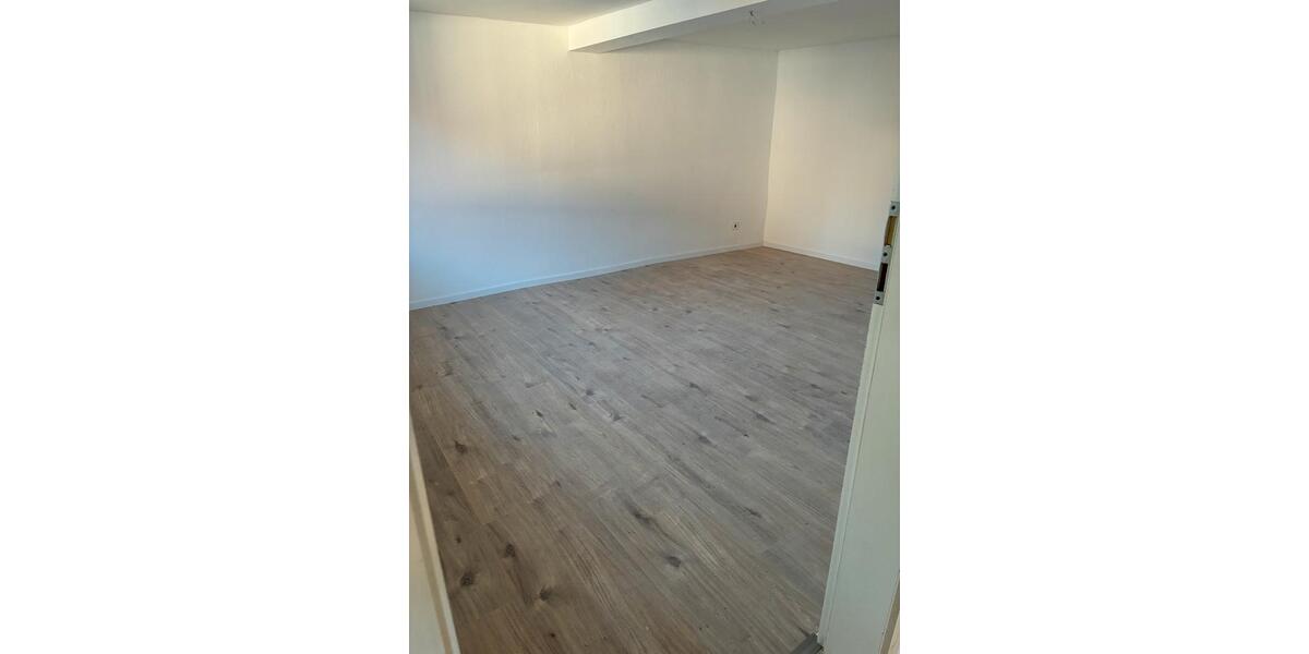 Etagenwohnung Buseck - 3 Zimmer, 85 m&sup2;, 1.245&euro; | Angebot:25343841