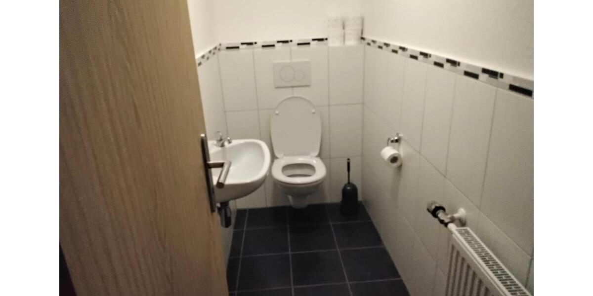Dachgeschoßwohnung Gießen Allendorf - 1 Zimmer, 22 m&sup2;, 140&euro; | Angebot:26478413