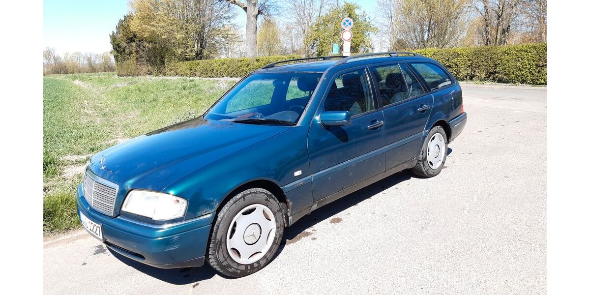 Mercedes-Benz C 180 280.000 km 890 &euro; Linden 35440