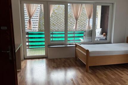 Wohnung Bischoffen - 6 Zimmer, 120 m&sup2;, 1.000&euro; | Angebot:25856376