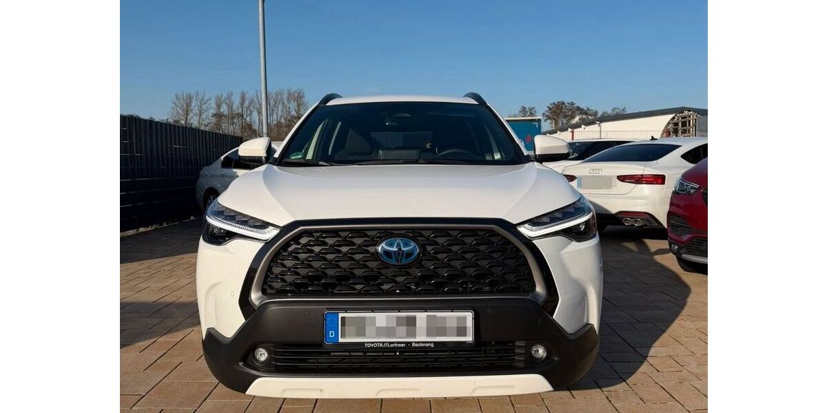 Toyota Corolla 3.600 km 32.590 &euro; Lollar 35457