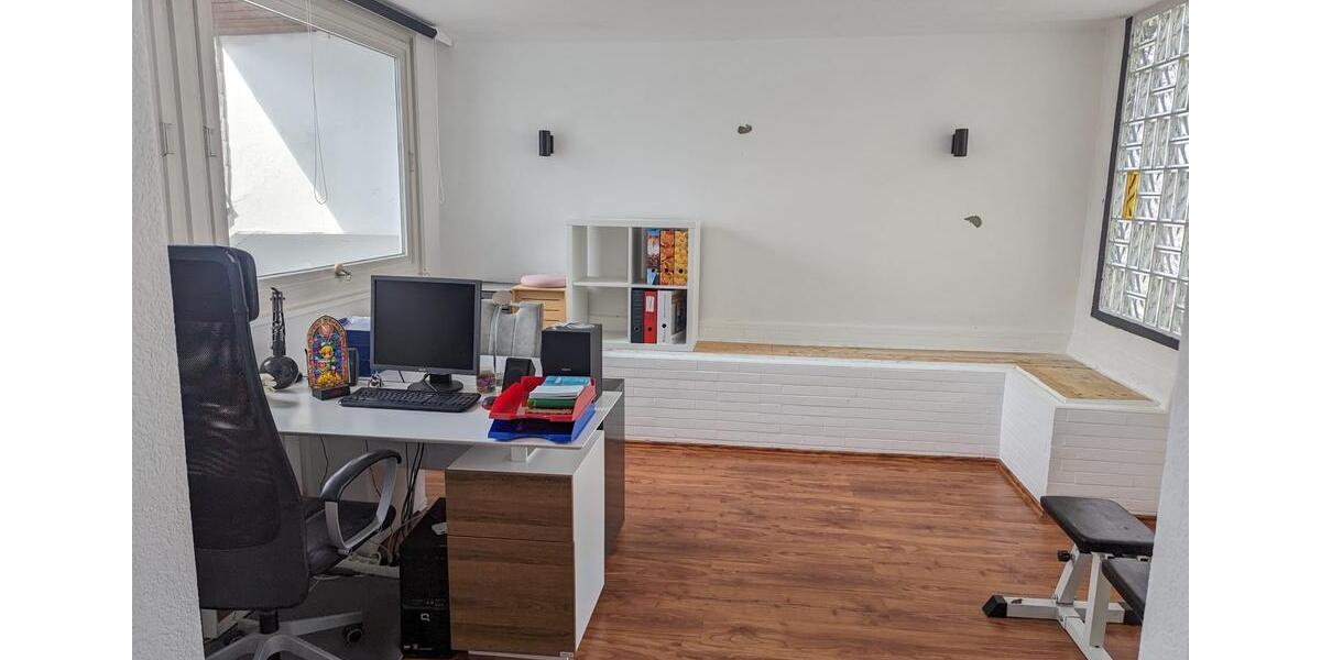 Etagenwohnung Herborn - 3 Zimmer, 105 m&sup2;, 750&euro; | Angebot:25371078