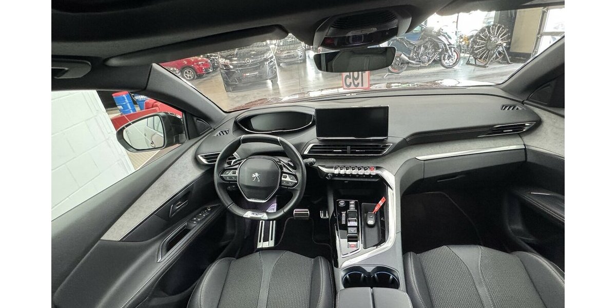 Peugeot 5008 GT 130 BlueHDi 1.Hand Panorama 7 Sitze 29.300 km 28.690 &euro; Lich 35423