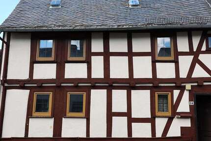 Haus Greifenstein - 7 Zimmer, 168 m&sup2;, 69.000&euro; | Angebot:24021388