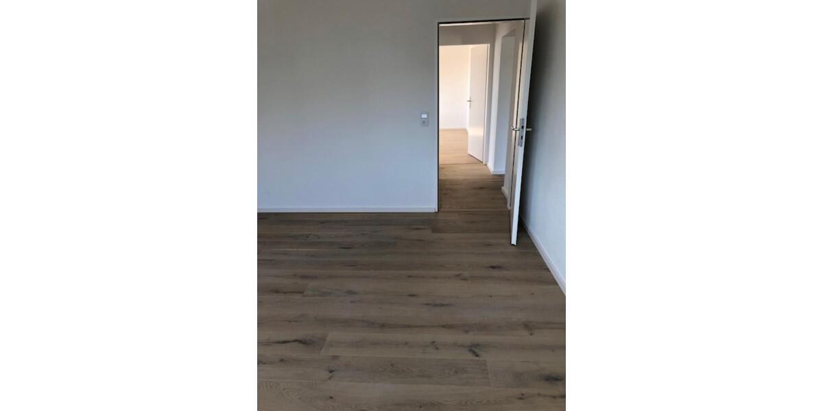 Dachgeschoßwohnung Fernwald - 3 Zimmer, 62 m&sup2;, 690&euro; | Angebot:25103196